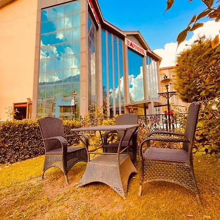 Hotel The North Wind In City Center, Manali エクステリア 写真
